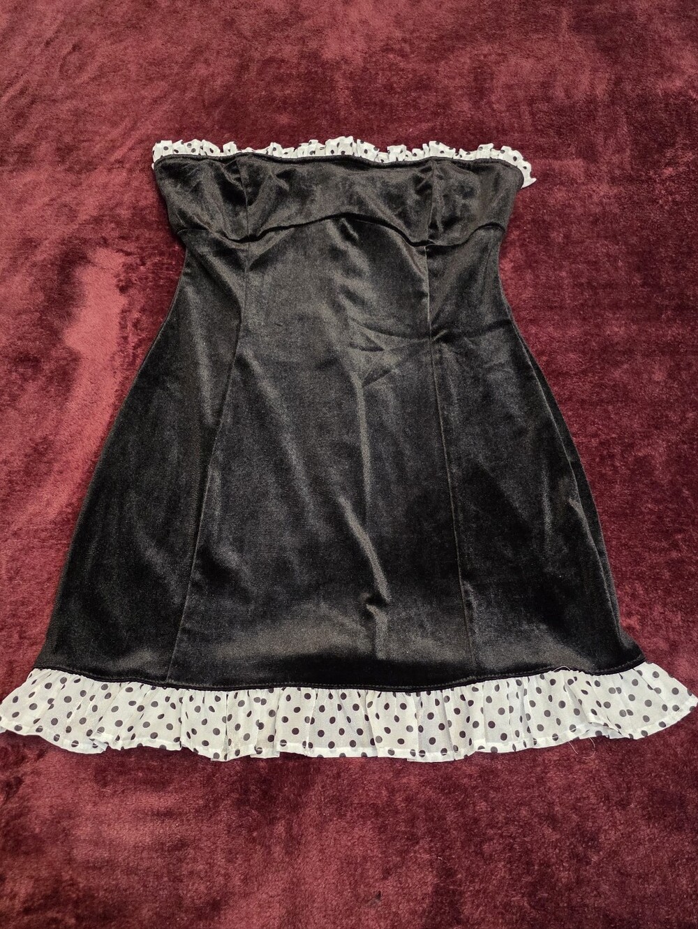 FOREVER 21 MINI VELOUR STRAPLESS DRESS